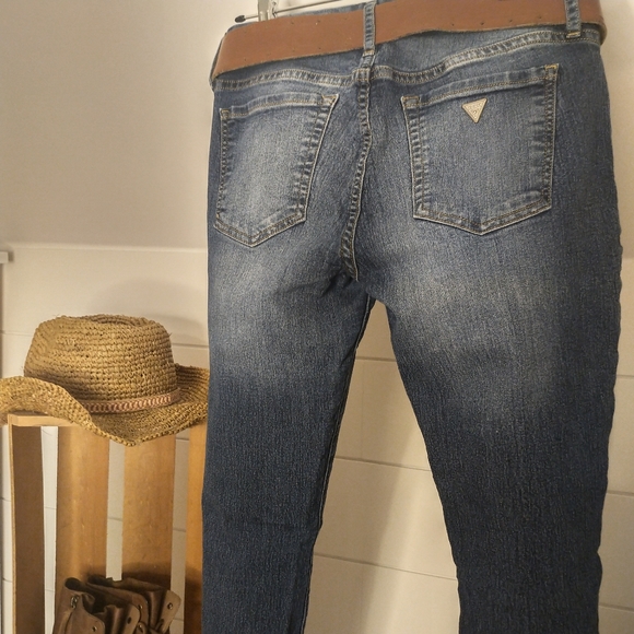 Size 28 Guess Los Angeles Skinny Jeans - Picture 5 of 10